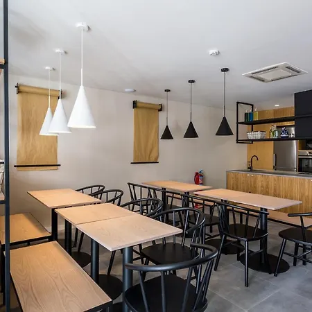 Gallery Hostel-3