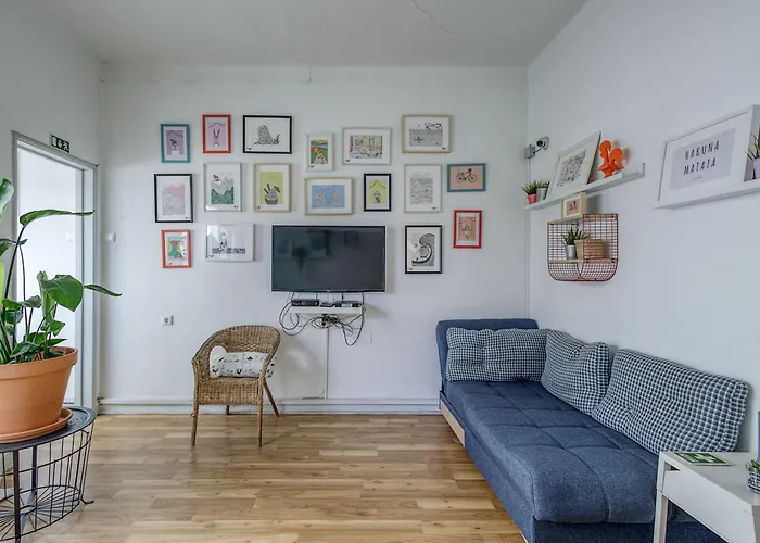 Travel & Live Hostel Porto